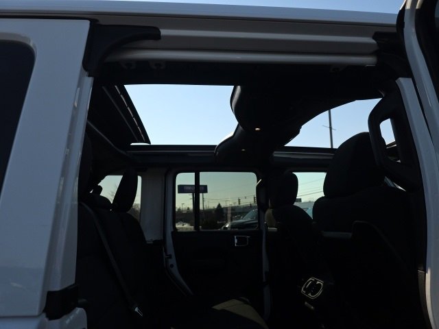 Used 2025 Jeep Wrangler Unlimited Rubicon 4xe w/ Safety Group image 45