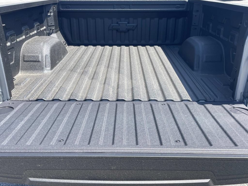 New 2026 Chevrolet Silverado 1500 High Country AWD/4WD image 11