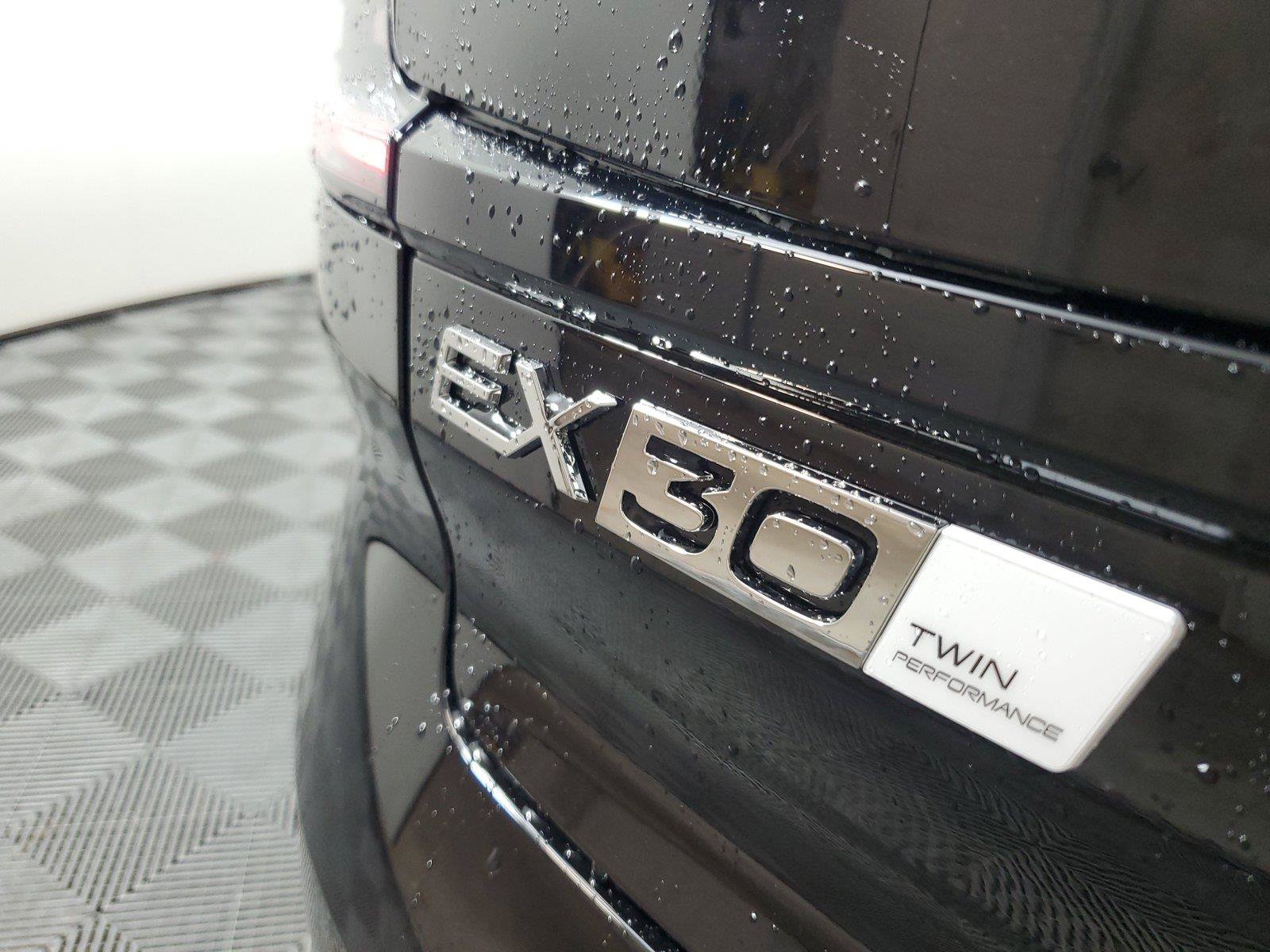 New 2026 Volvo EX30 Plus w/ Protection Package Premier AWD/4WD image 7