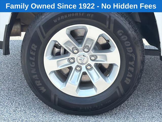 Certified 2024 RAM 1500 Laramie RWD image 17