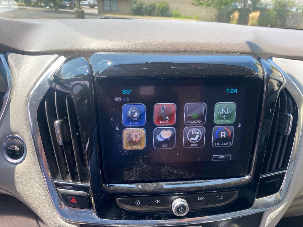 Used 2018 Chevrolet Traverse LT image 14