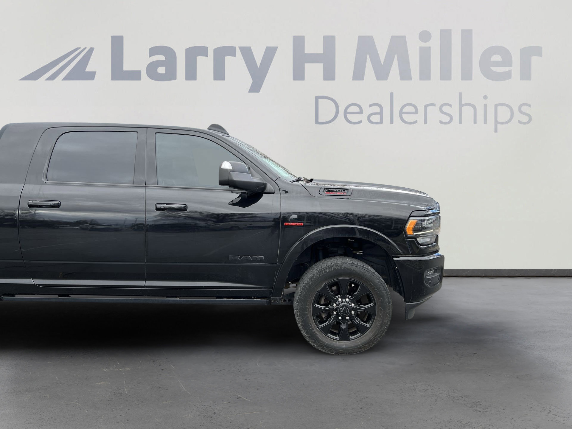 Used 2022 RAM 2500 Limited image 14