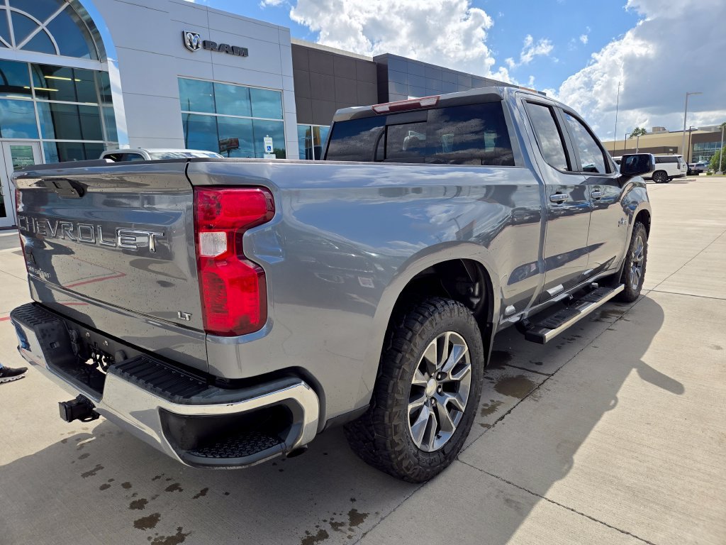 Used 2019 Chevrolet Silverado 1500 LT w/ Texas Edition RWD image 3