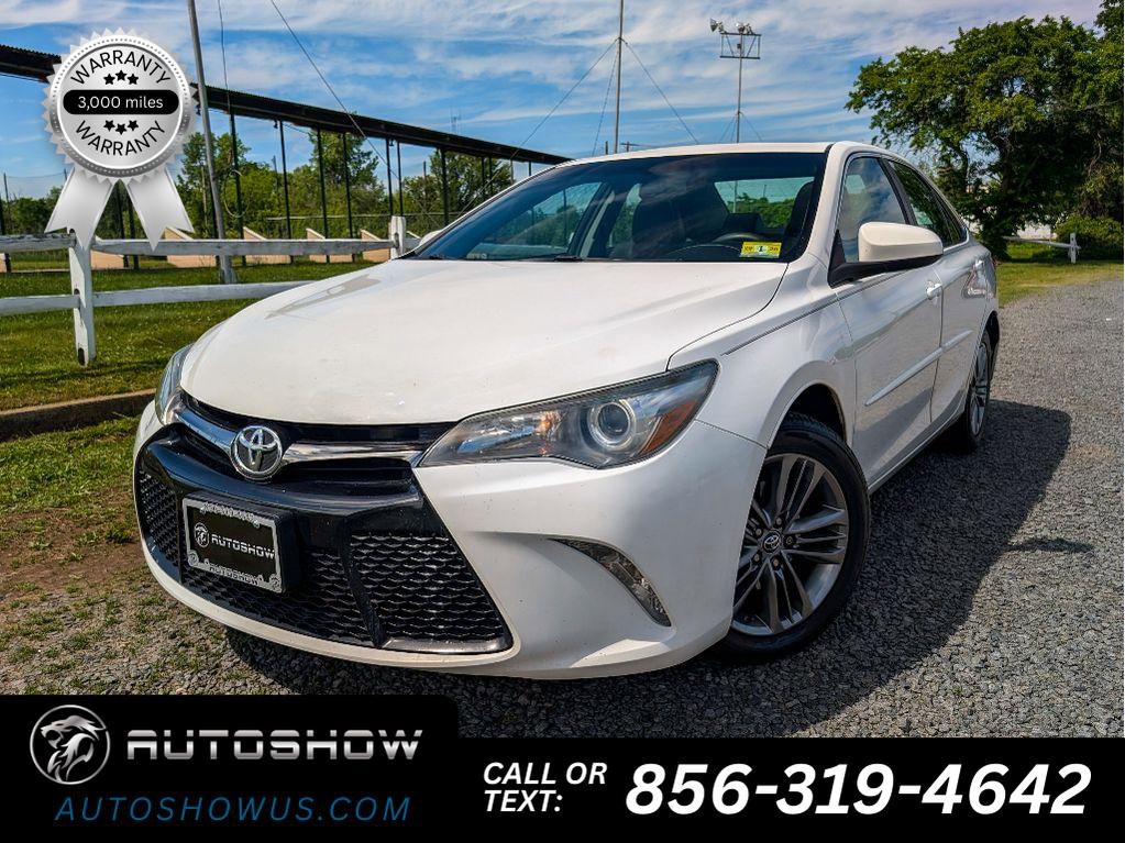Used 2017 Toyota Camry SE w/ Moonroof Package