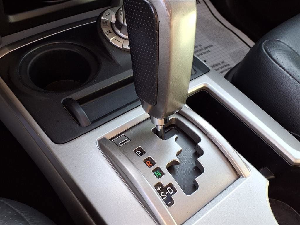 Used 2013 Toyota 4Runner SR5 w/ Premium Pkg image 8