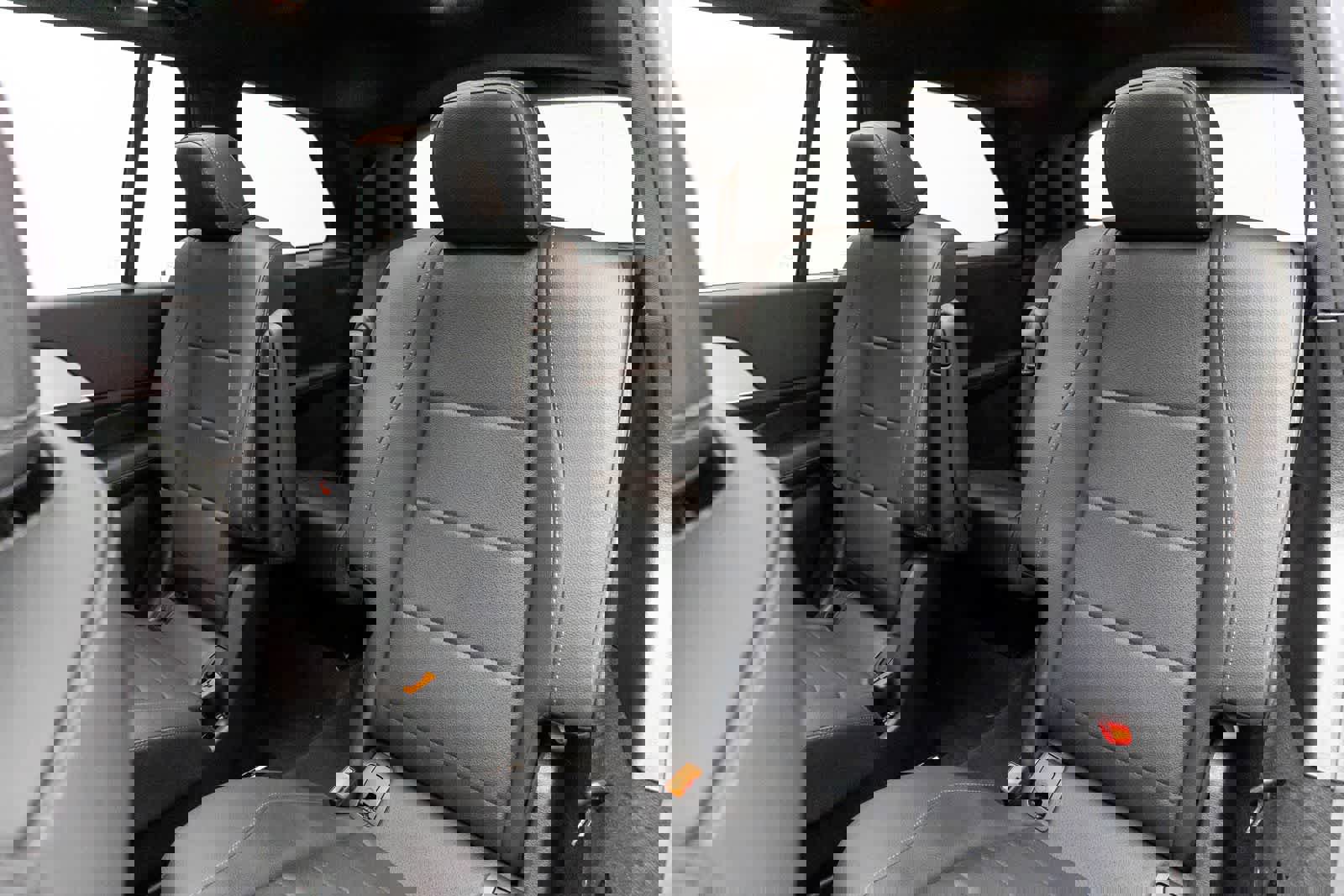 Used 2025 Mercedes-Benz GLS 450 4MATIC image 14