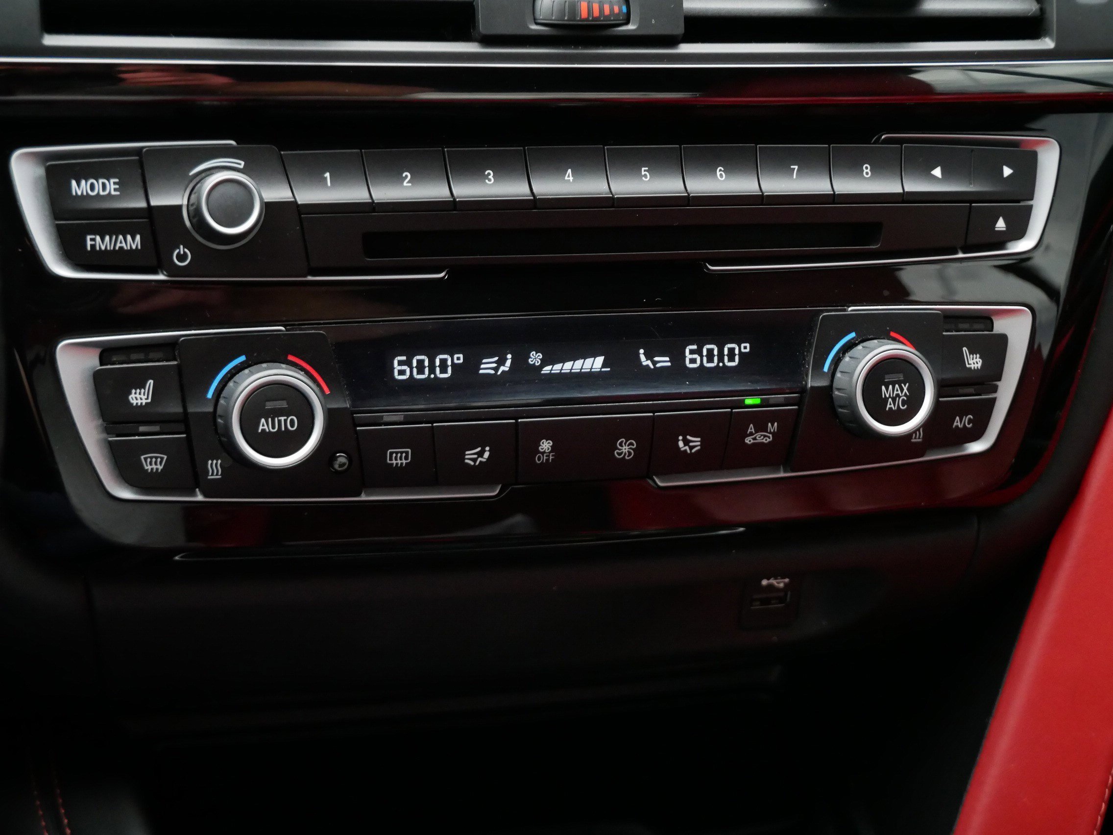 Used 2018 BMW M4 Convertible image 23