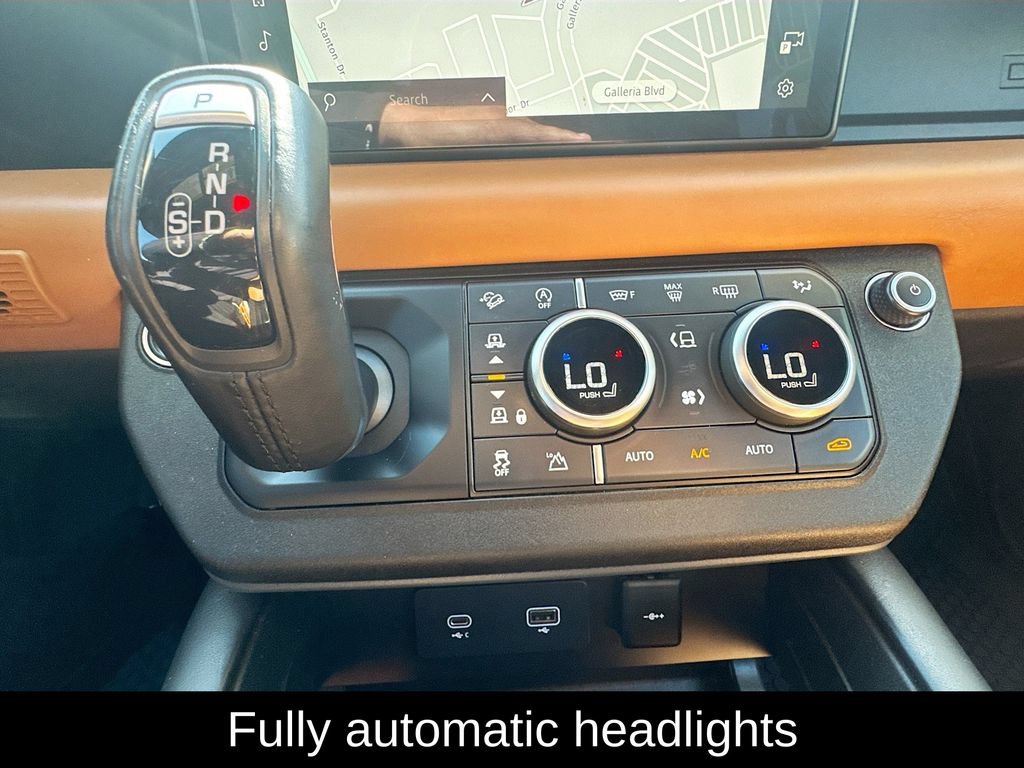Used 2023 Land Rover Defender 110 X-Dynamic SE AWD/4WD image 17