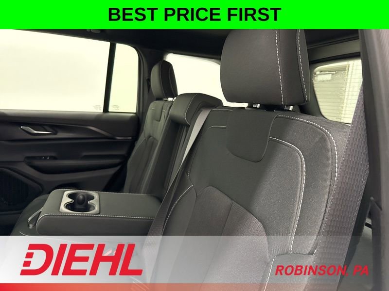 New 2026 Jeep Grand Cherokee Laredo X image 18