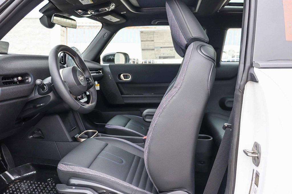 New 2026 MINI Cooper 2-Door Hardtop image 18