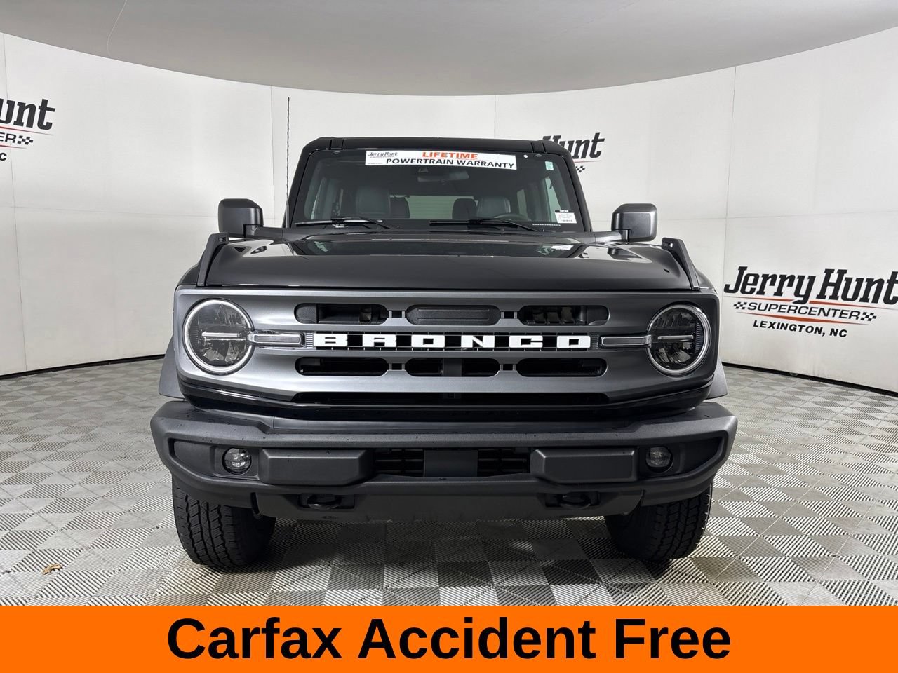 Used 2024 Ford Bronco Big Bend AWD/4WD image 3