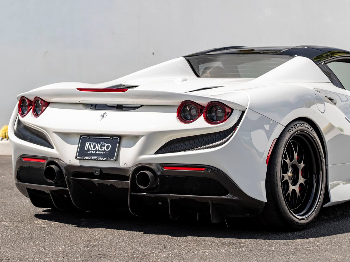 Used 2022 Ferrari F8 Tributo RWD image 11