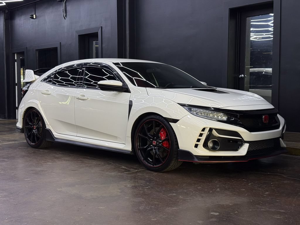 Used 2018 Honda Civic Type R image 10