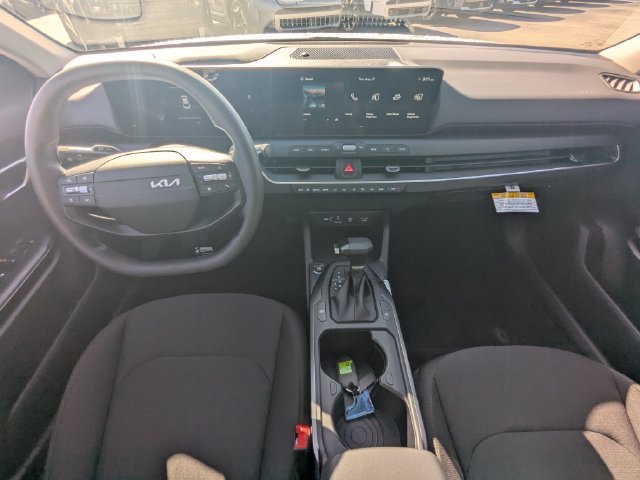 New 2026 Kia K4 FWD image 13