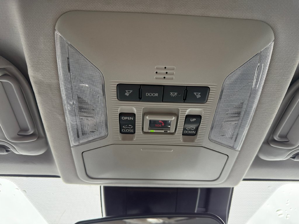 Used 2025 Toyota RAV4 XLE Premium AWD/4WD image 17