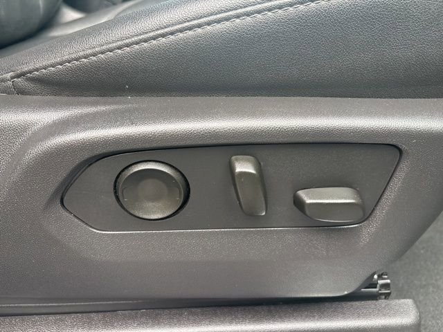 Used 2024 Chevrolet Silverado 1500 LTZ image 27