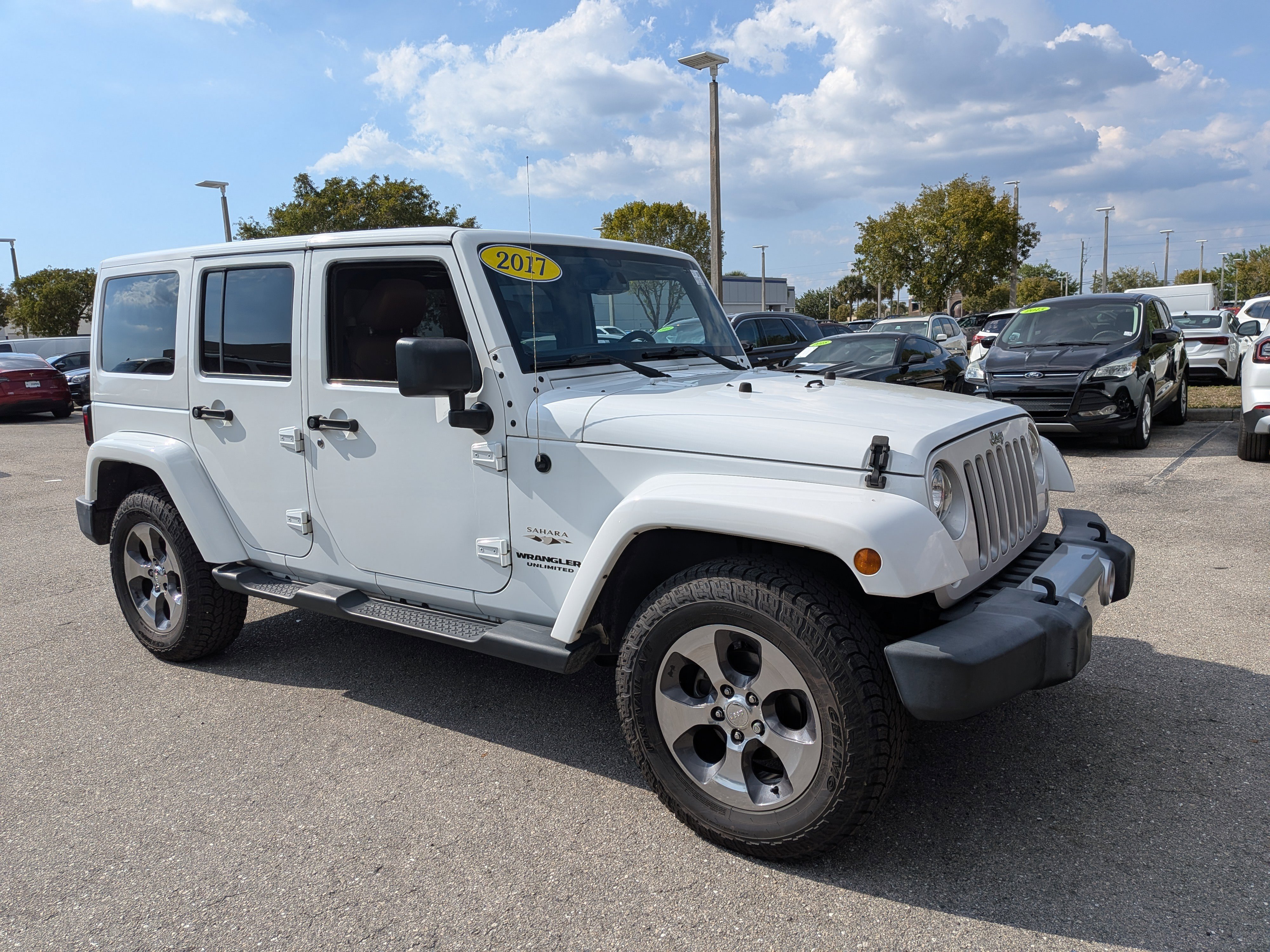 Used 2017 Jeep Wrangler Unlimited Sahara w/ Connectivity Group image 2