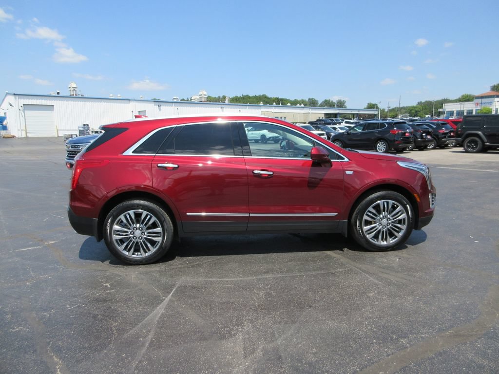 Certified 2018 Cadillac XT5 Premium Luxury FWD image 5