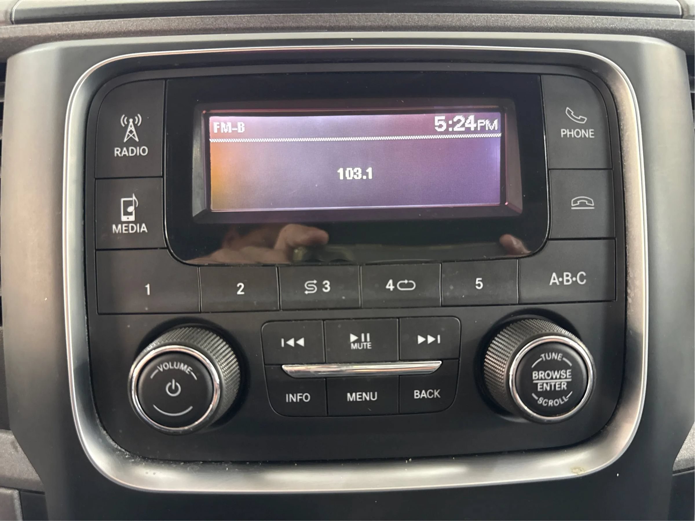 Used 2019 RAM 1500 Express AWD/4WD image 19