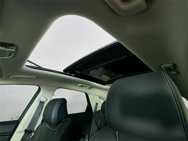 Used 2024 Genesis GV70 2.5T w/ Advanced Package image 22