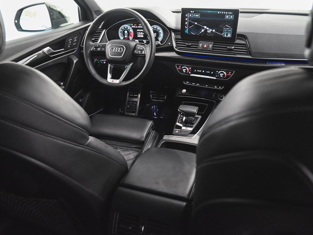 Used 2025 Audi SQ5 Premium Plus w/ Premium Plus Package image 31