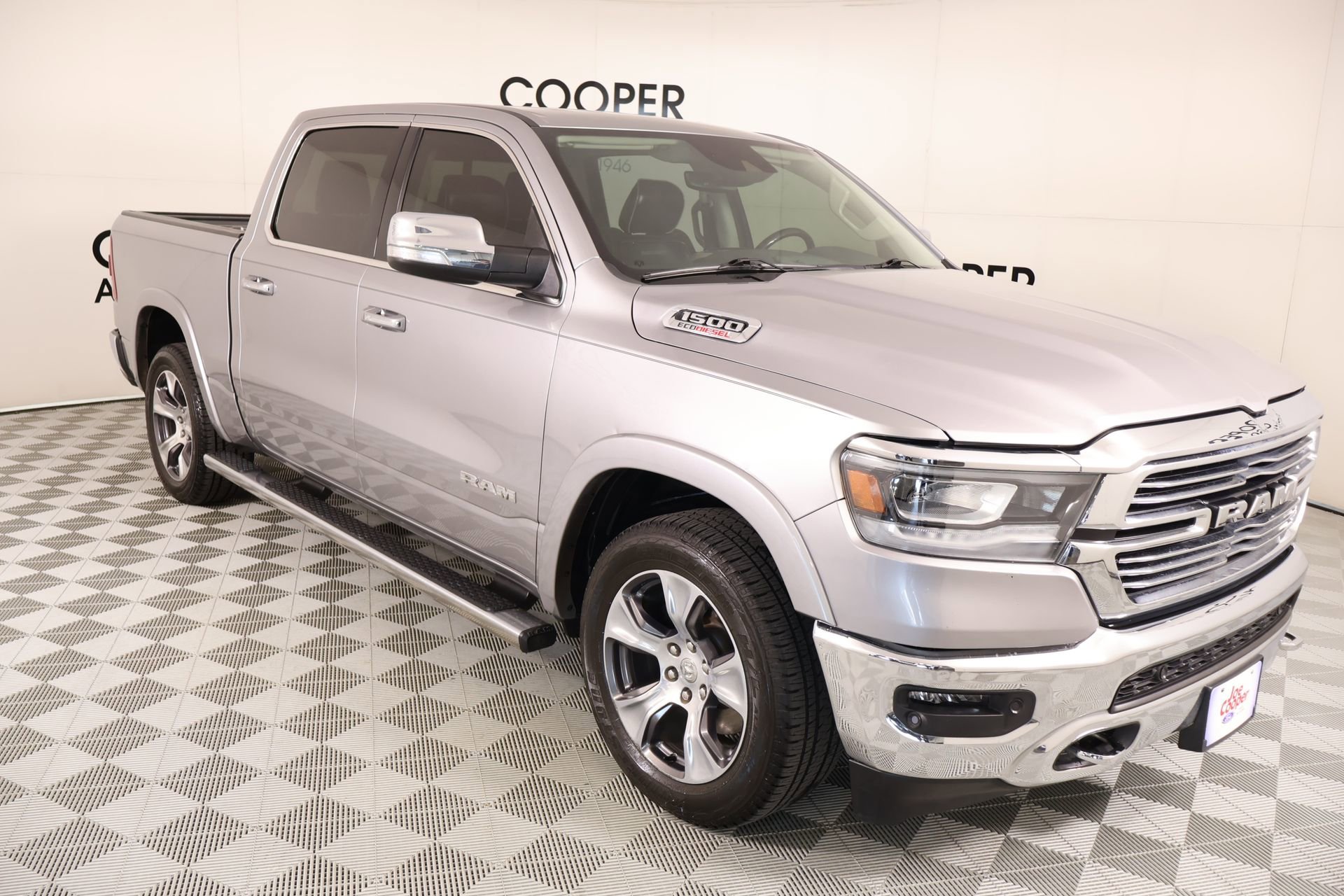 Used 2022 RAM 1500 Laramie RWD image 1