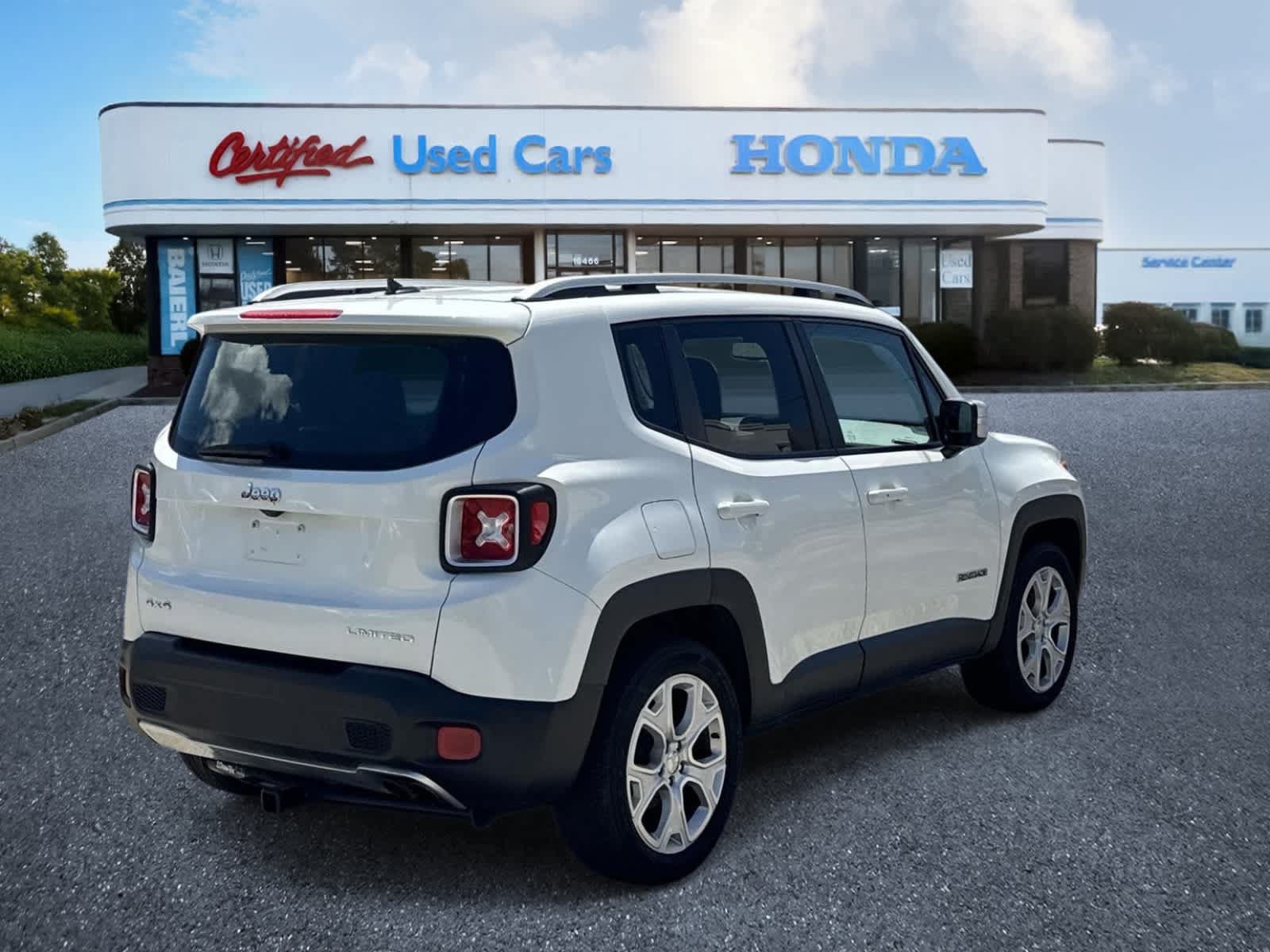 Used 2016 Jeep Renegade Limited AWD/4WD image 5