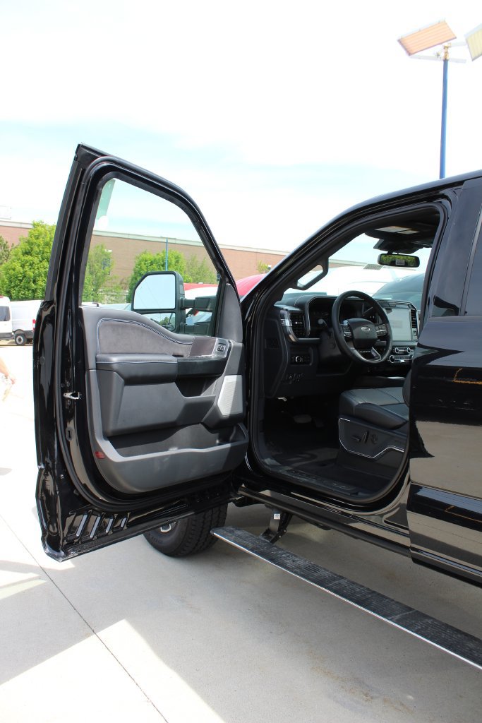 New 2026 Ford F350 Platinum w/ FX4 Off-Road Package AWD/4WD image 30