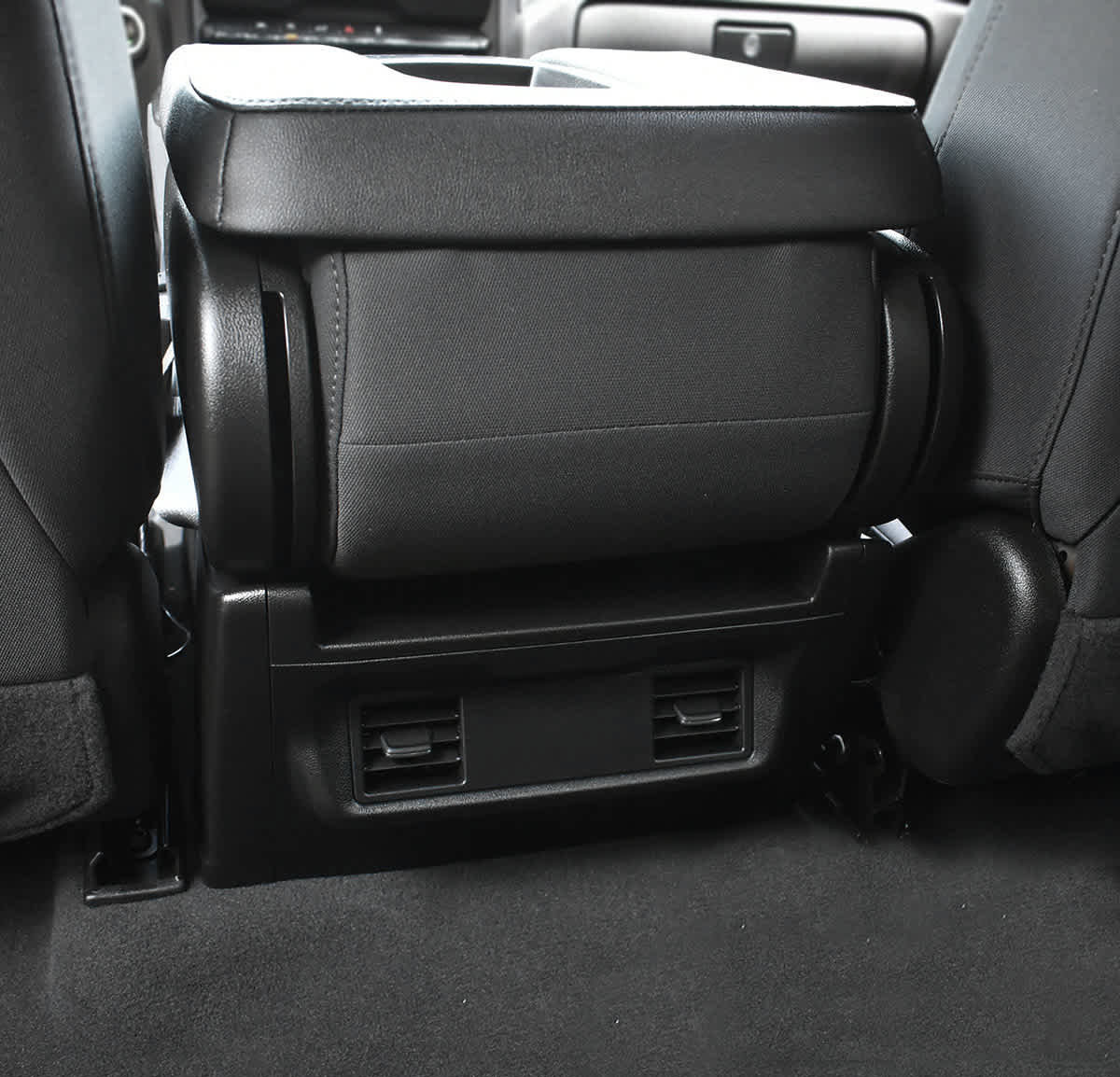 Used 2023 Chevrolet Silverado 1500 Custom AWD/4WD image 10