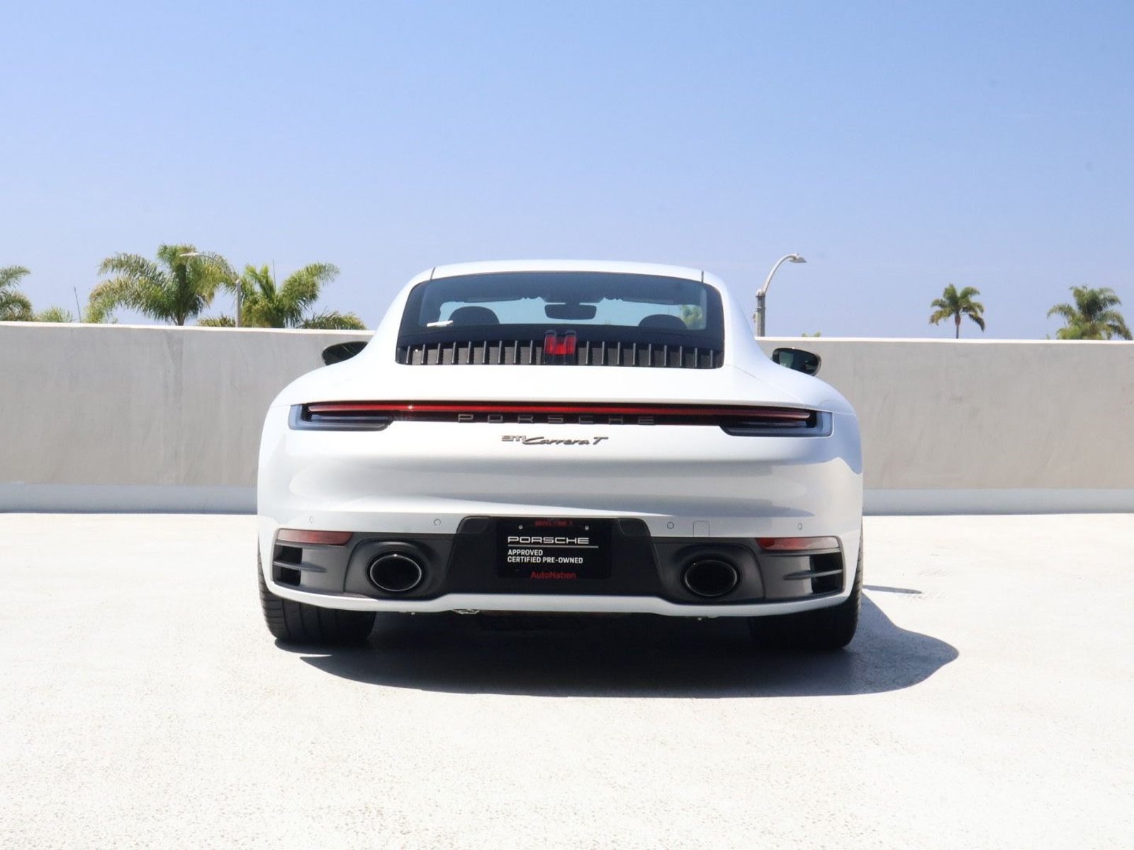 Certified 2024 Porsche 911 Carrera T RWD image 9