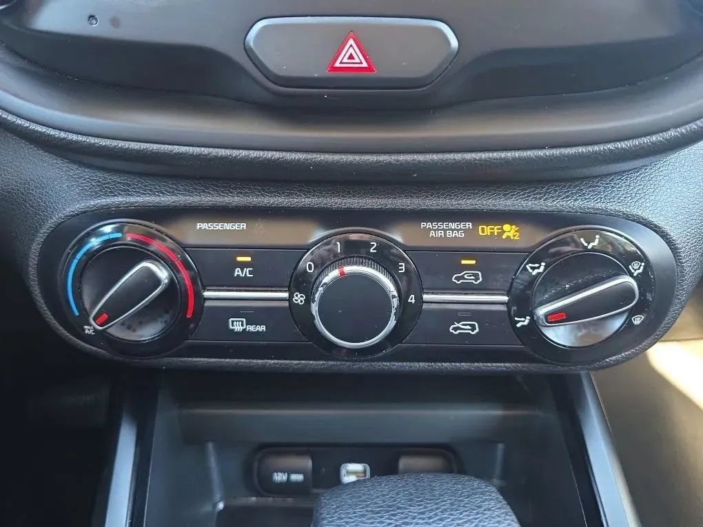 Used 2022 Kia Soul LX w/ Technology Package FWD image 28