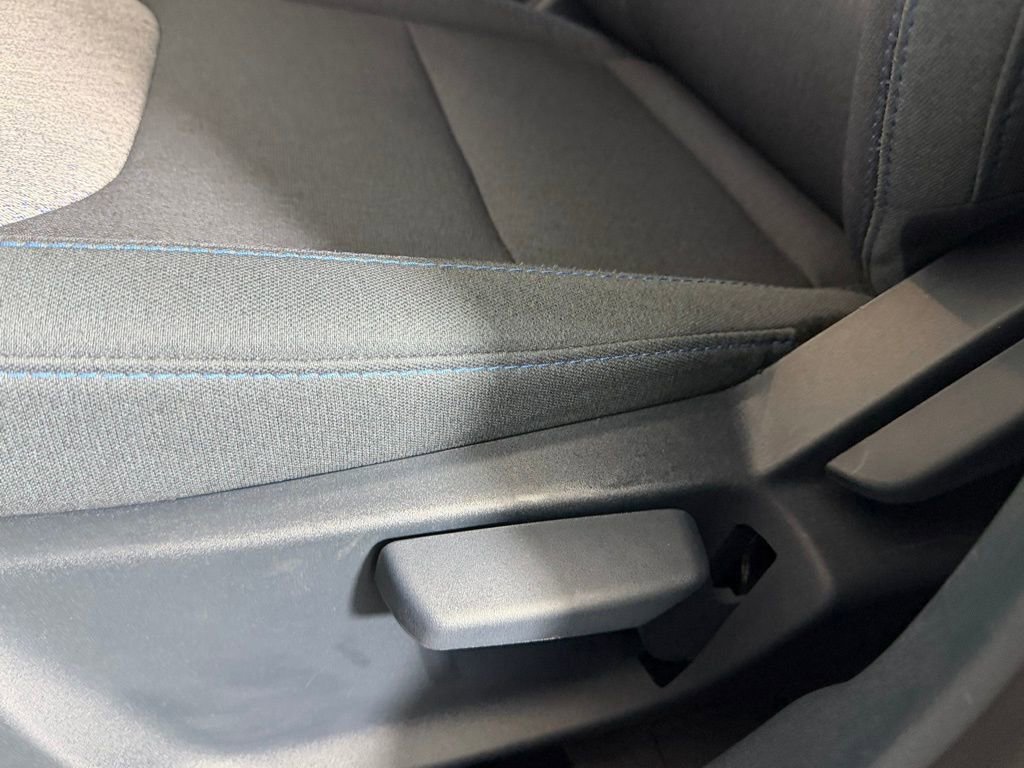 Used 2025 Ford Maverick XLT w/ Equipment Group 302A image 21