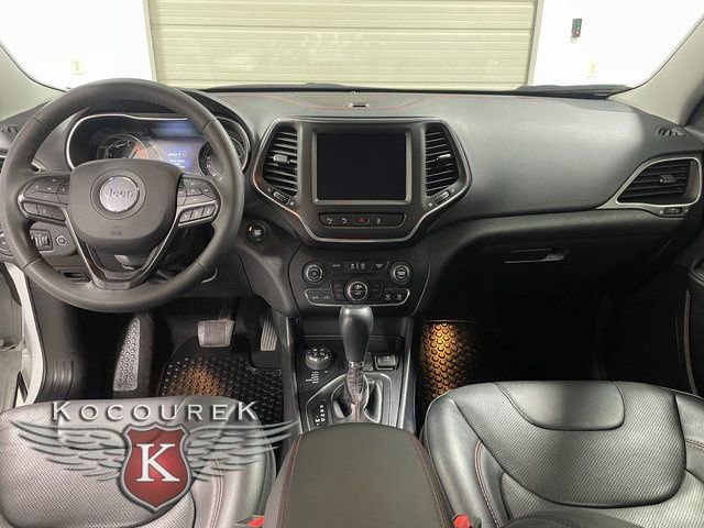Used 2023 Jeep Cherokee Trailhawk w/ Elite Group image 13