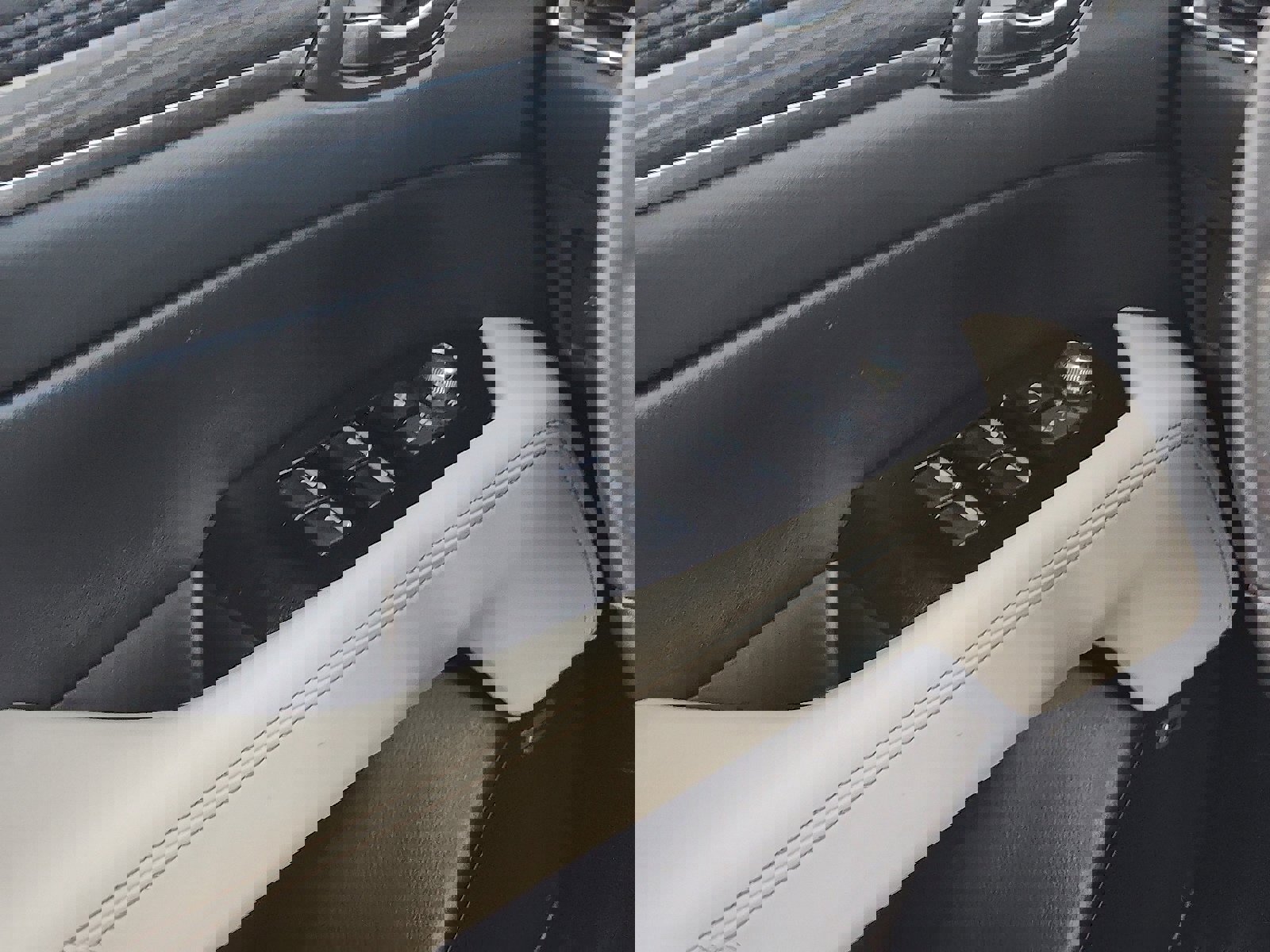 Used 2023 MAZDA CX-5 AWD 2.5 S w/ Premium Plus Pkg image 12