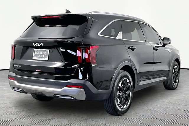 Certified 2026 Kia Sorento S w/ S Panoramic Sunroof Package FWD image 6
