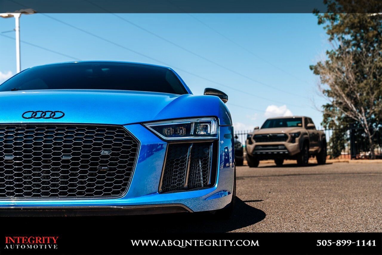 Used 2017 Audi R8 V10 w/ Carbon Exterior Package image 11