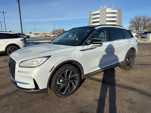 Used 2025 Lincoln Corsair Reserve video 2