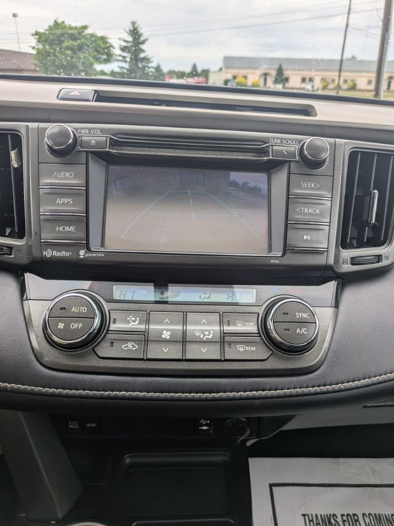 Used 2014 Toyota RAV4 XLE AWD/4WD image 15