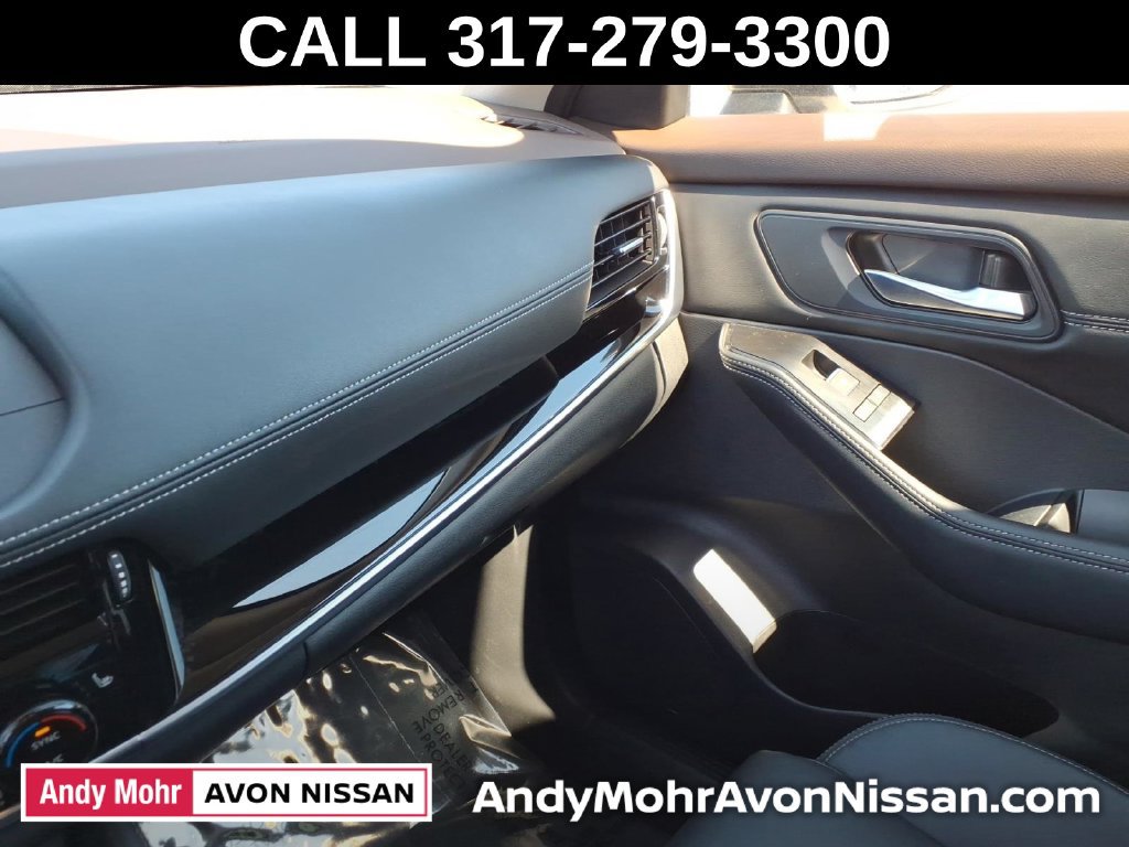 Certified 2023 Nissan Rogue SL AWD/4WD image 35