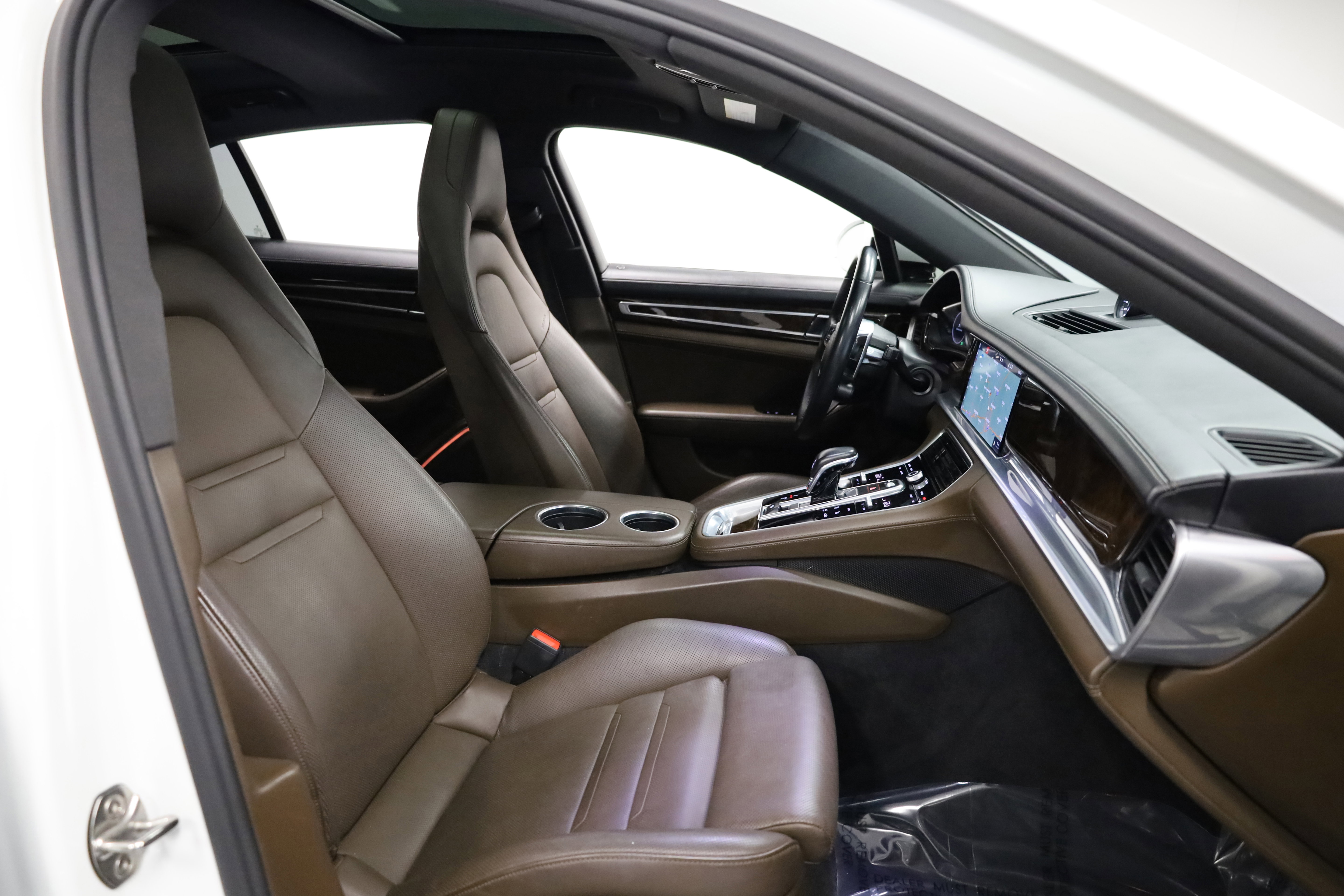 Used 2018 Porsche Panamera 4S image 46