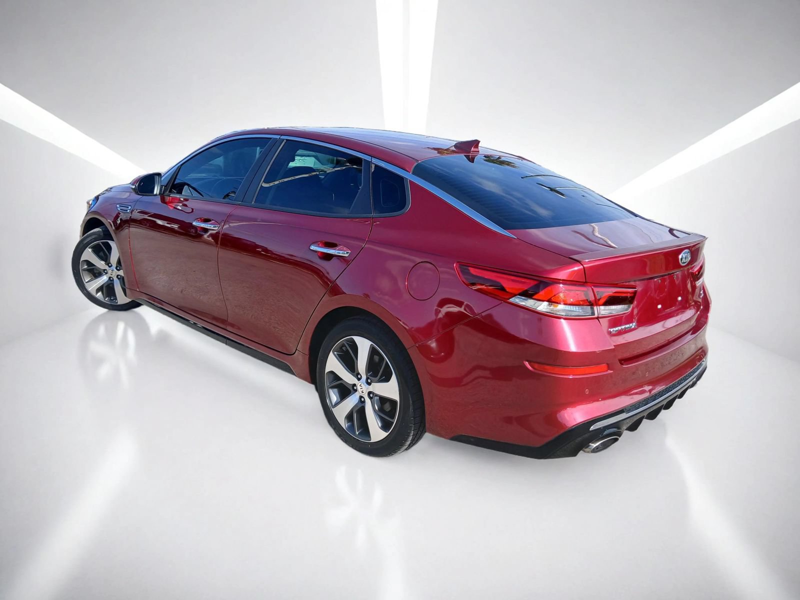 Used 2020 Kia Optima S FWD image 9