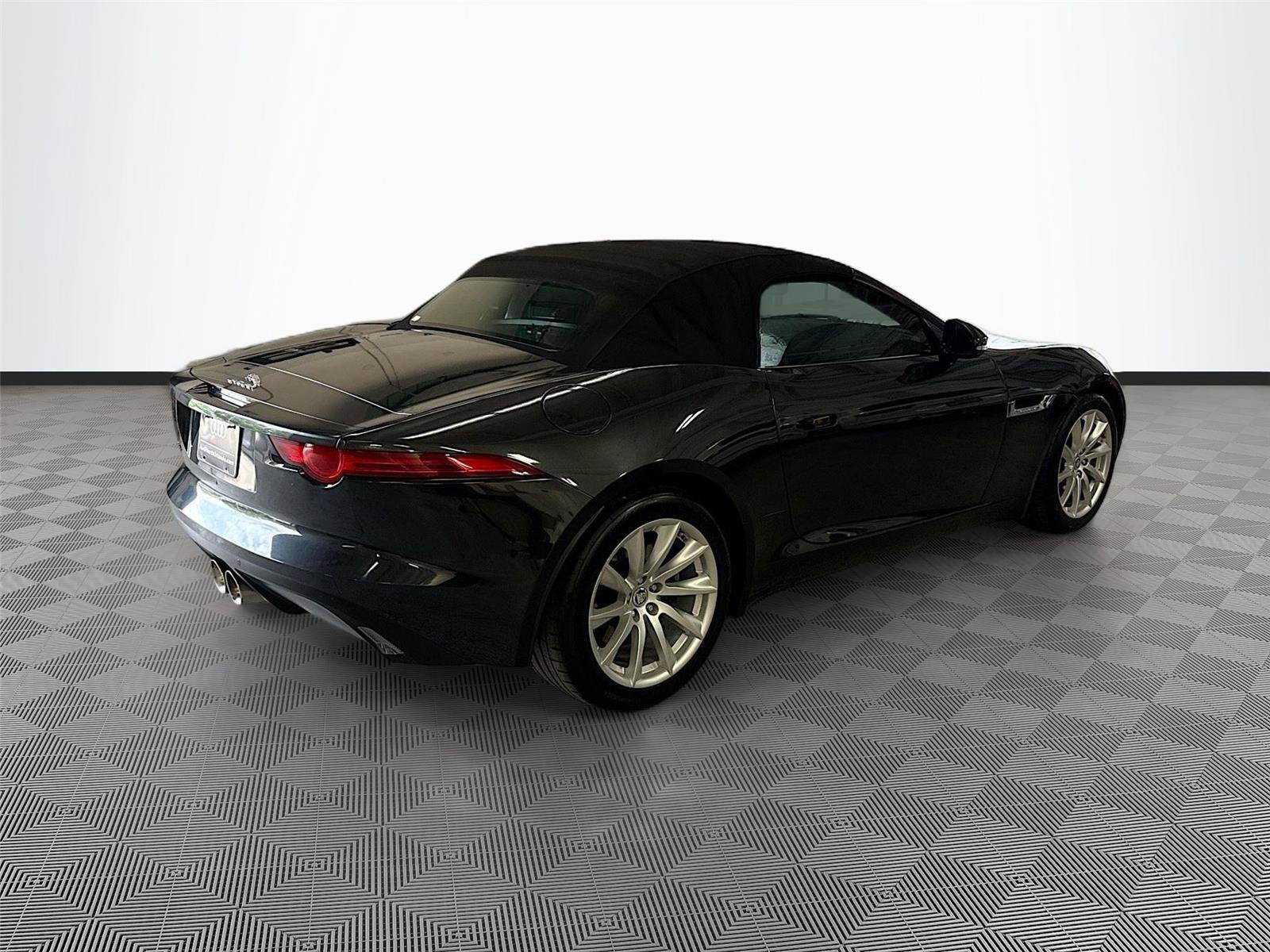 Used 2014 Jaguar F-TYPE Convertible RWD image 7