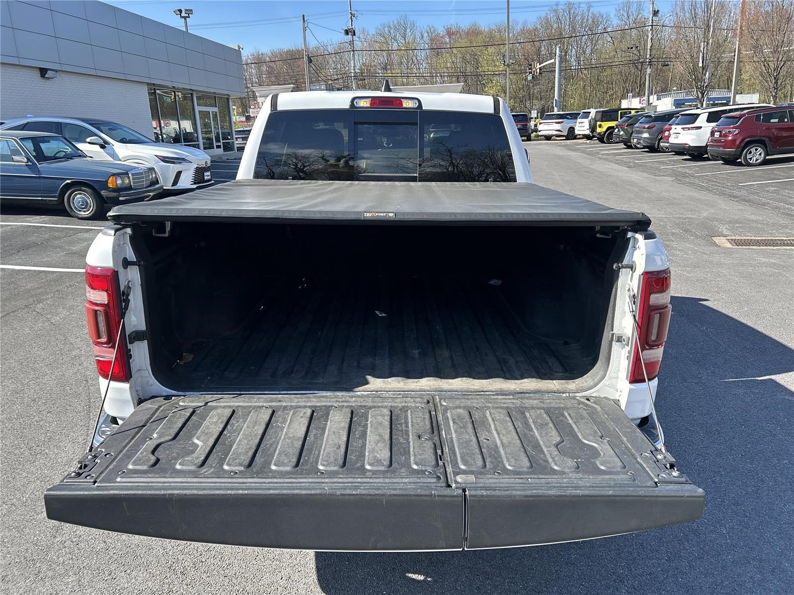 Used 2020 RAM 1500 Laramie image 11