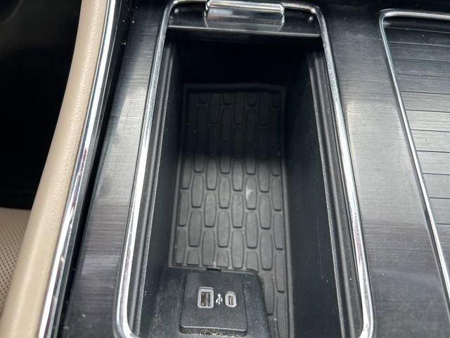 Used 2023 Lincoln Aviator Grand Touring w/ Equipment Group 301A AWD/4WD image 32