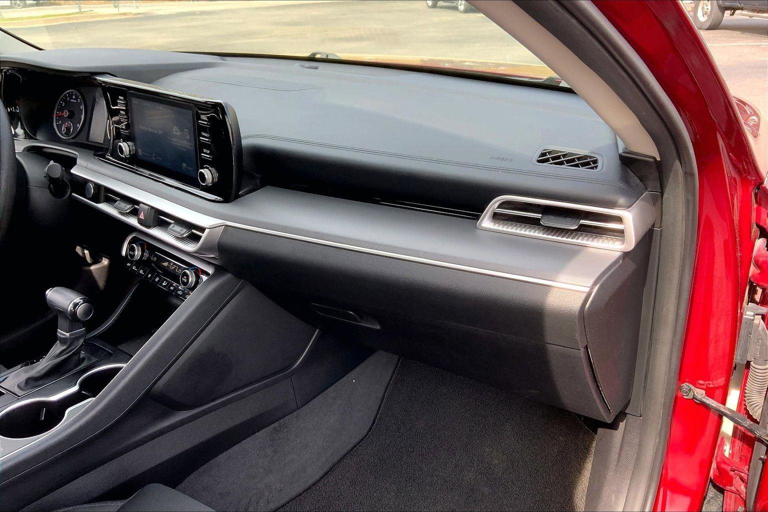 Used 2024 Kia K5 LXS image 14