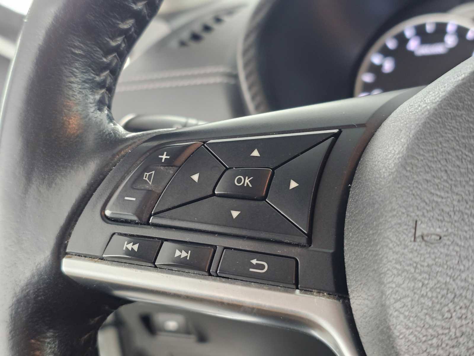 Used 2023 Nissan Sentra SV w/ All-Weather Package image 27