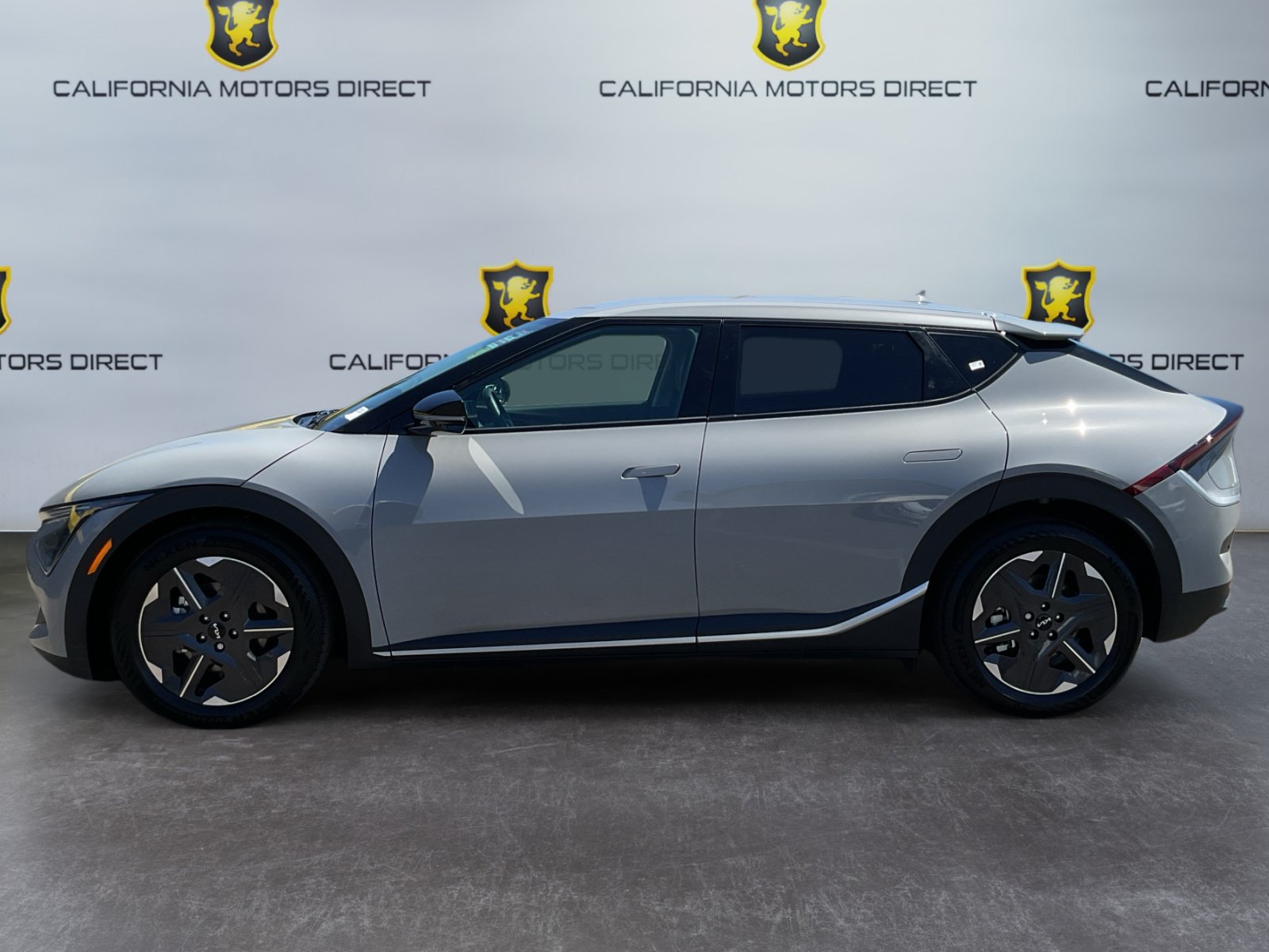 Used 2025 Kia EV6 Light RWD image 8