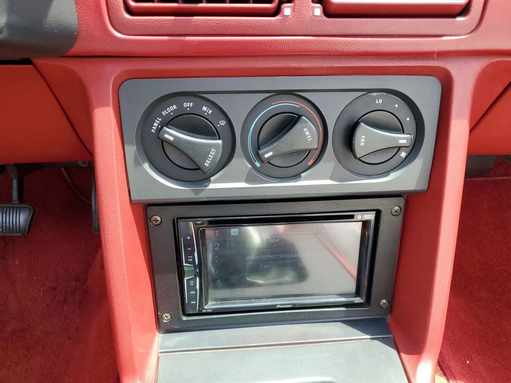 Used 1988 Ford Mustang GT RWD image 25
