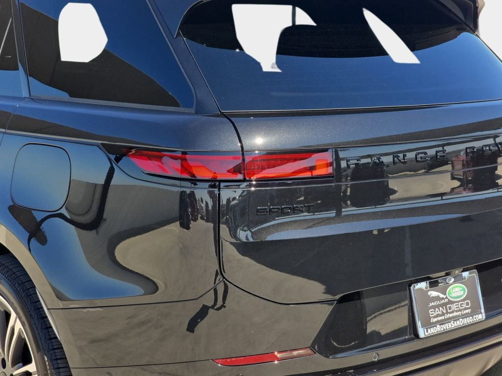 New 2026 Land Rover Range Rover Sport Dynamic SE AWD/4WD image 36