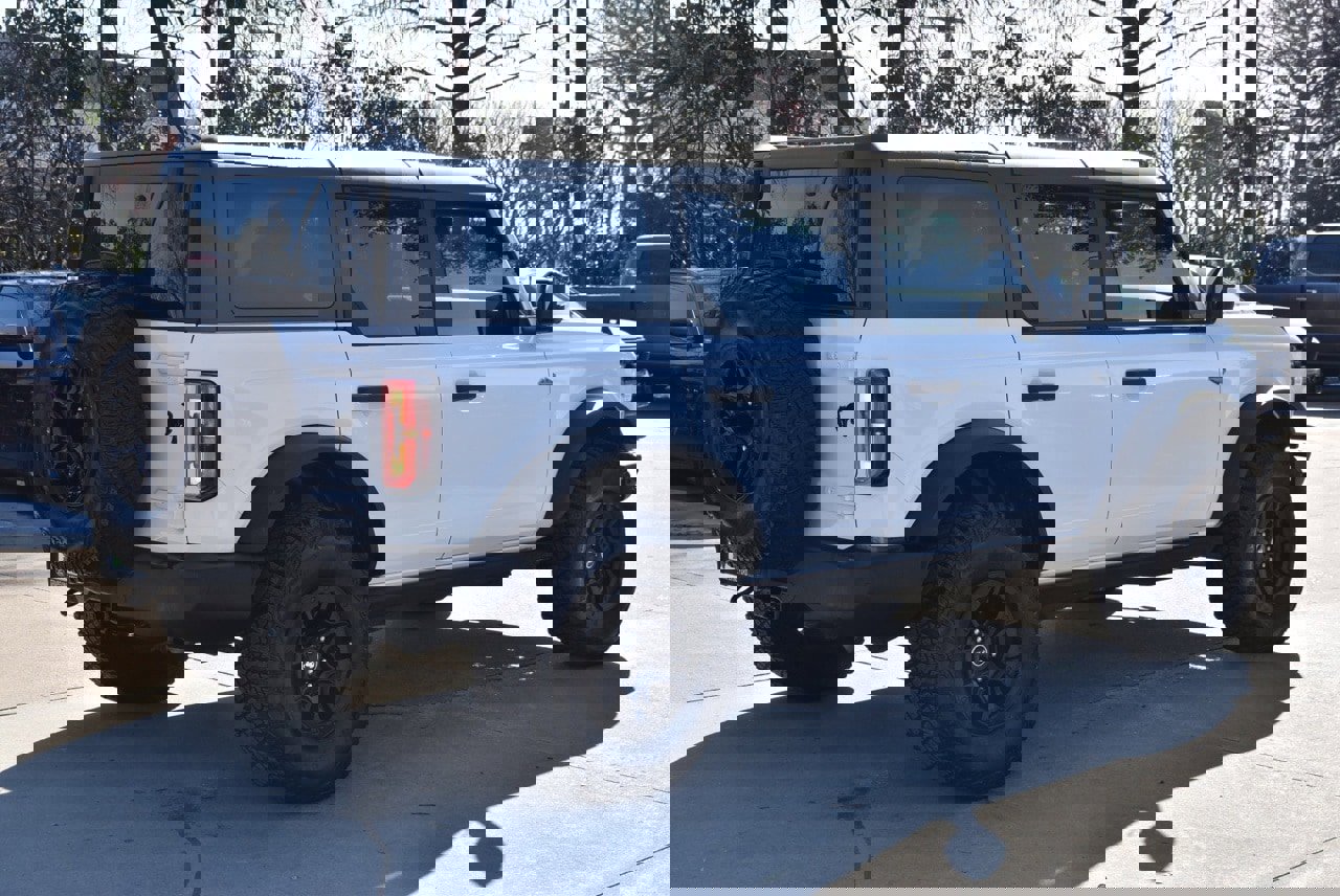 Certified 2023 Ford Bronco Wildtrak image 7